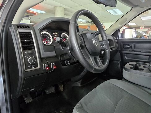 Used 2014 RAM 1500 Express AWD/4WD image 8
