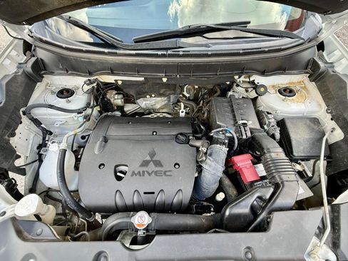 Used 2019 Mitsubishi Outlander Sport ES FWD image 37