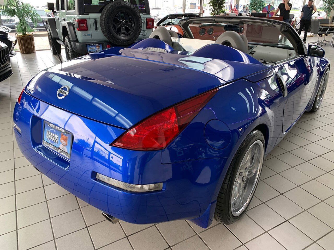 Used 2004 Nissan 350Z Touring RWD image 5