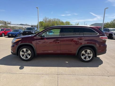 Used 2015 Toyota Highlander Limited Platinum image 2