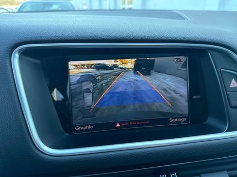 Used 2016 Audi Q5 2.0T Premium Plus w/ Technology Package image 31