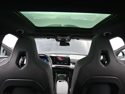 Used 2025 BMW X2 M35i w/ Premium Package image 19