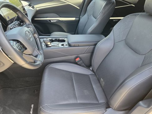 Certified 2025 Lexus RX 350 Premium Plus FWD image 9