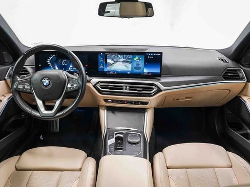 Used 2023 BMW 330i Sedan w/ Convenience Package RWD image 12
