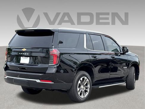 Used 2025 Chevrolet Tahoe LS RWD image 22