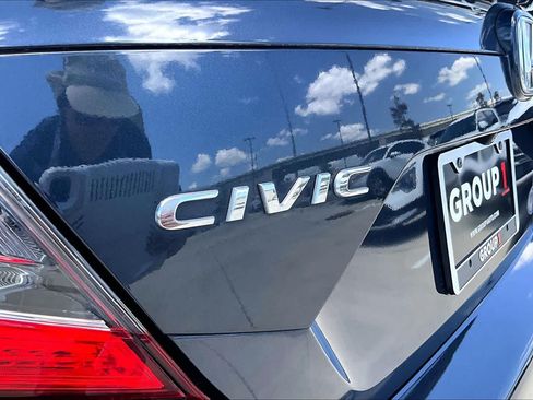 Used 2018 Honda Civic EX image 29