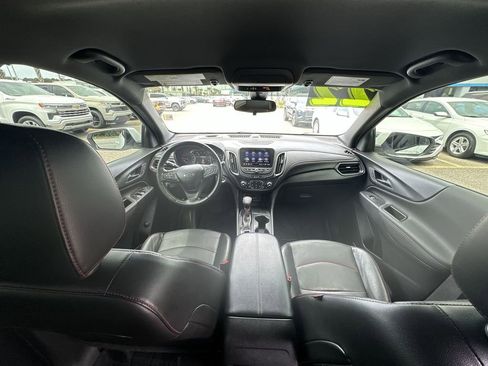 Used 2022 Chevrolet Equinox RS w/ RS Leather Package FWD image 18