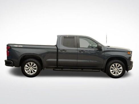 Certified 2020 Chevrolet Silverado 1500 Custom w/ Custom Value Package AWD/4WD image 10