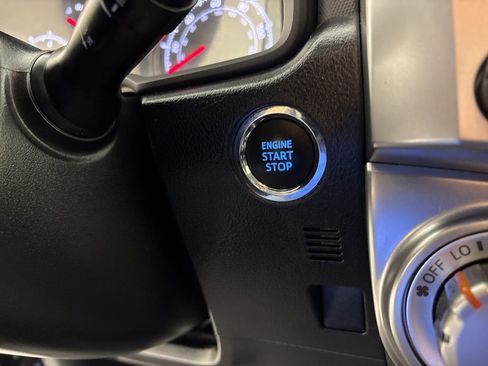 Used 2024 Toyota 4Runner SR5 image 33