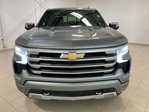 Used 2024 Chevrolet Silverado 1500 High Country w/ Technology Package image 8