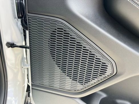 New 2025 Jeep Grand Cherokee Laredo X w/ Luxury Tech Group I image 24