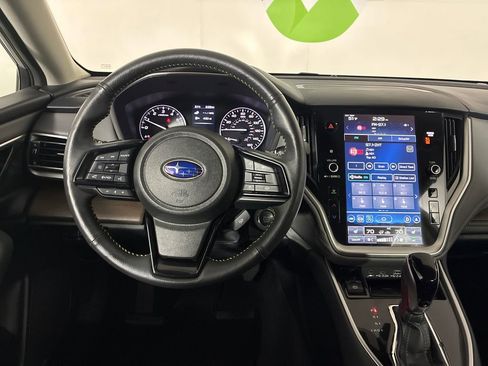 Certified 2025 Subaru Outback Onyx Edition w/ Tech Package 2 AWD/4WD image 8