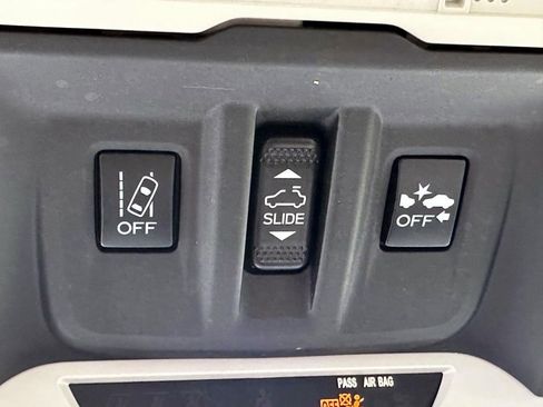 Used 2022 Subaru Forester Limited image 36