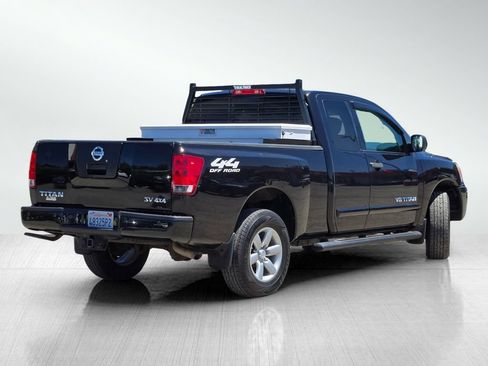 Used 2012 Nissan Titan SV w/ SV Value Truck Pkg AWD/4WD image 5