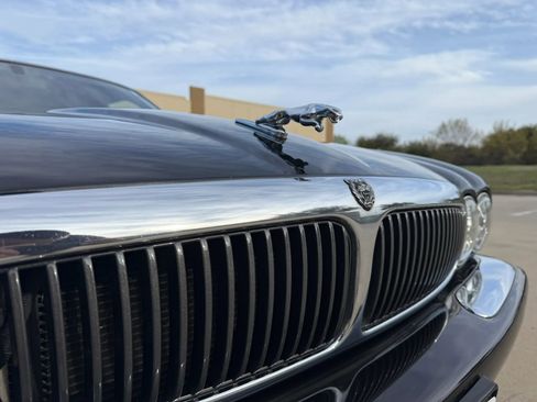 Used 2003 Jaguar XJ8 XJ8 Sedan 4D image 19