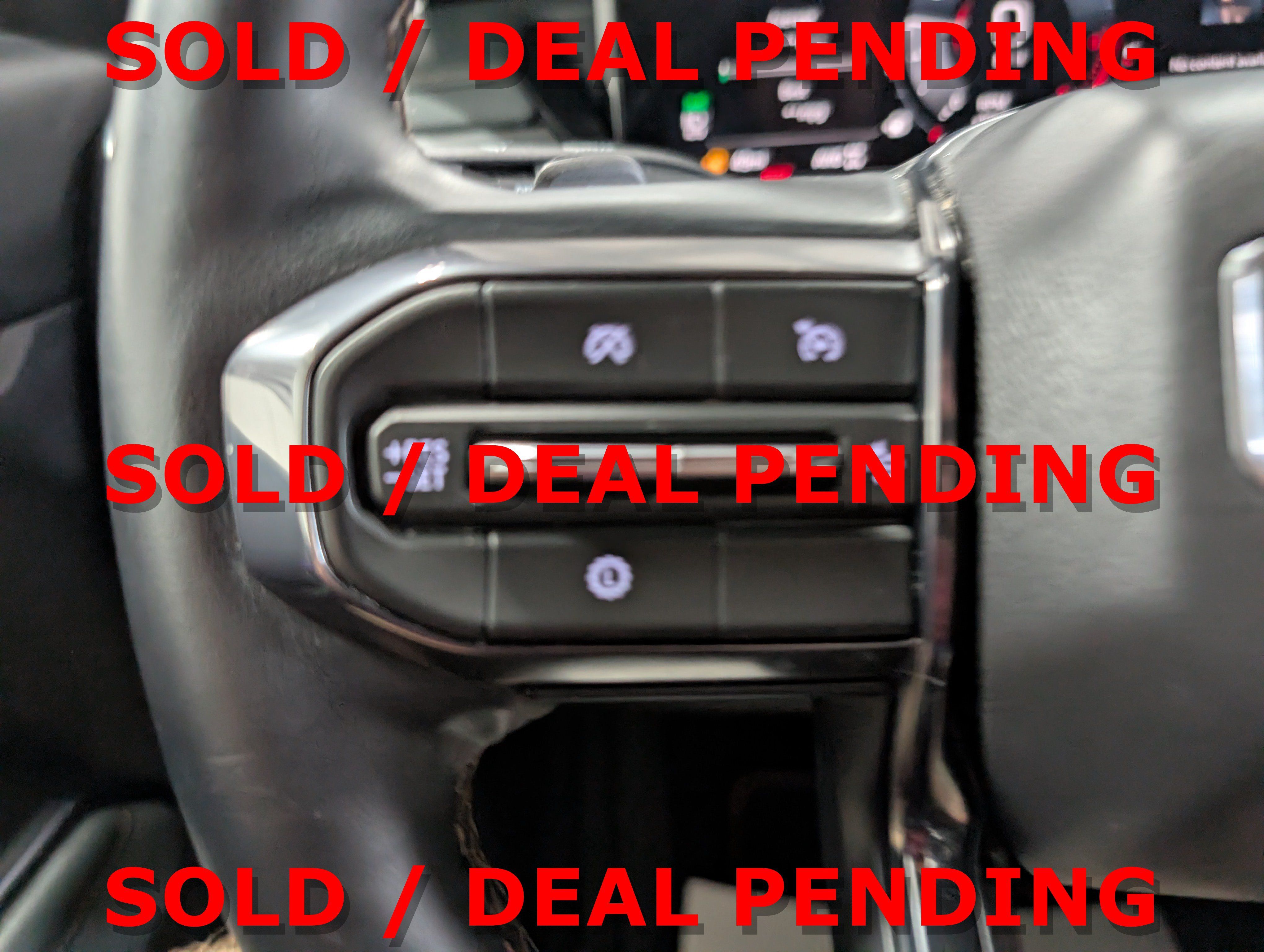 Used 2024 GMC Acadia AT4 w/ Luxury Package AWD/4WD image 21