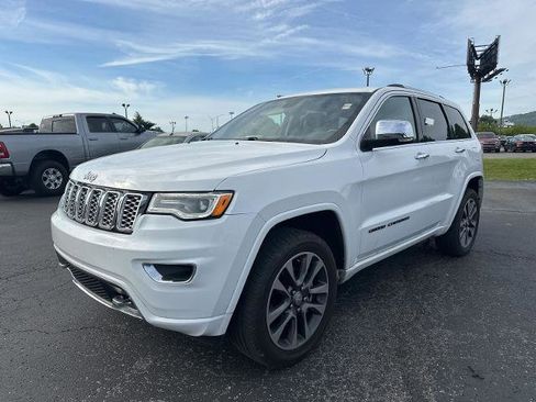 Used 2018 Jeep Grand Cherokee Overland image 1