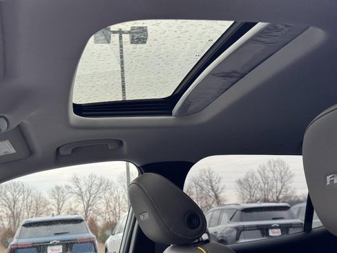 New 2026 Chevrolet Trax ACTIV w/ Sunroof Package FWD image 12