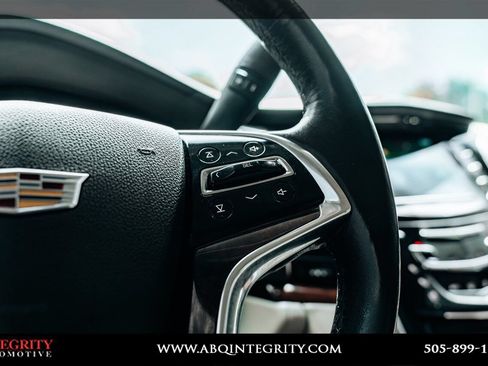 Used 2016 Cadillac Escalade Luxury AWD/4WD image 29