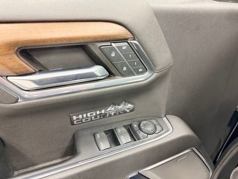 Certified 2024 Chevrolet Silverado 1500 High Country w/ High Country Premium Package image 24