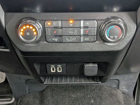 Certified 2019 Ford F150 XLT w/ Equipment Group 302A Luxury image 31