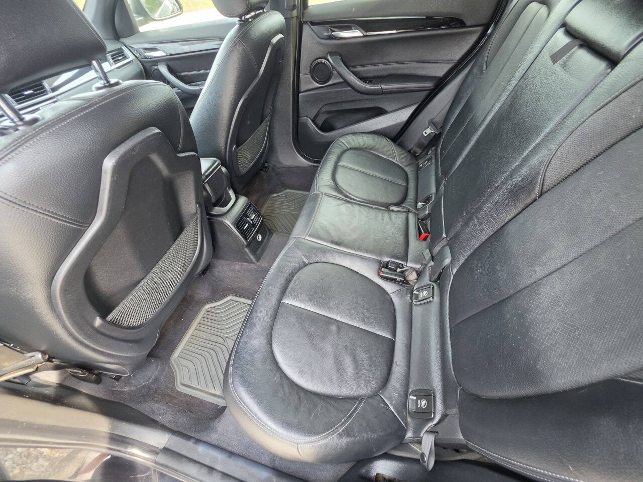Used 2018 BMW X1 xDrive28i AWD/4WD image 6