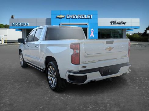 Used 2022 Chevrolet Silverado 1500 High Country w/ Technology Package image 7