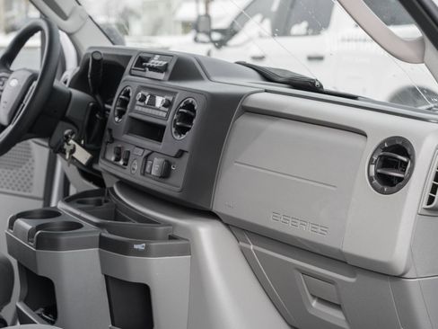 New 2026 Ford E-350 and Econoline 350 Super Duty w/ Power Equipment Group image 24