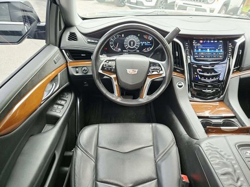 Used 2018 Cadillac Escalade Premium Luxury w/ LPO, Radiant Package AWD/4WD image 11