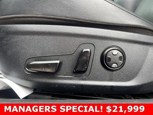 Used 2023 Kia Stinger GT-Line w/ Sun & Sound Package image 21