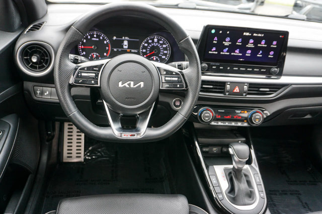 Used 2022 Kia Forte GT-Line w/ GT-Line Premium Package FWD image 17