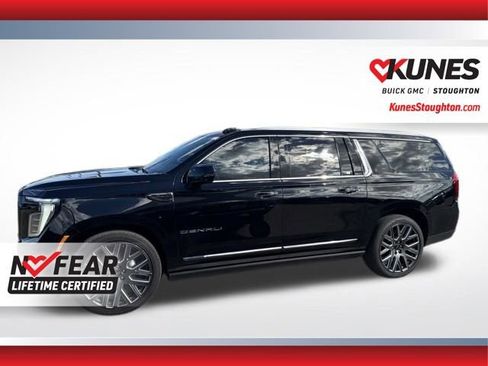 Used 2026 GMC Yukon XL Denali Ultimate w/ LPO, Floor Liner Package AWD/4WD image 8