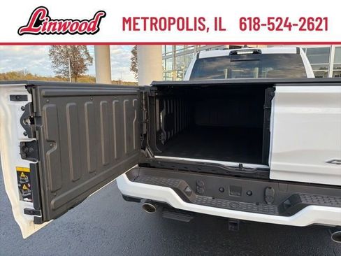 New 2026 RAM 1500 Tungsten w/ Trailer Tow Group AWD/4WD image 10