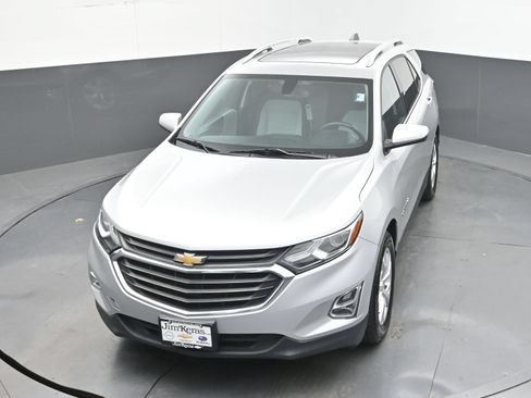 Used 2019 Chevrolet Equinox LT w/ Sun & Navigation Package FWD image 36