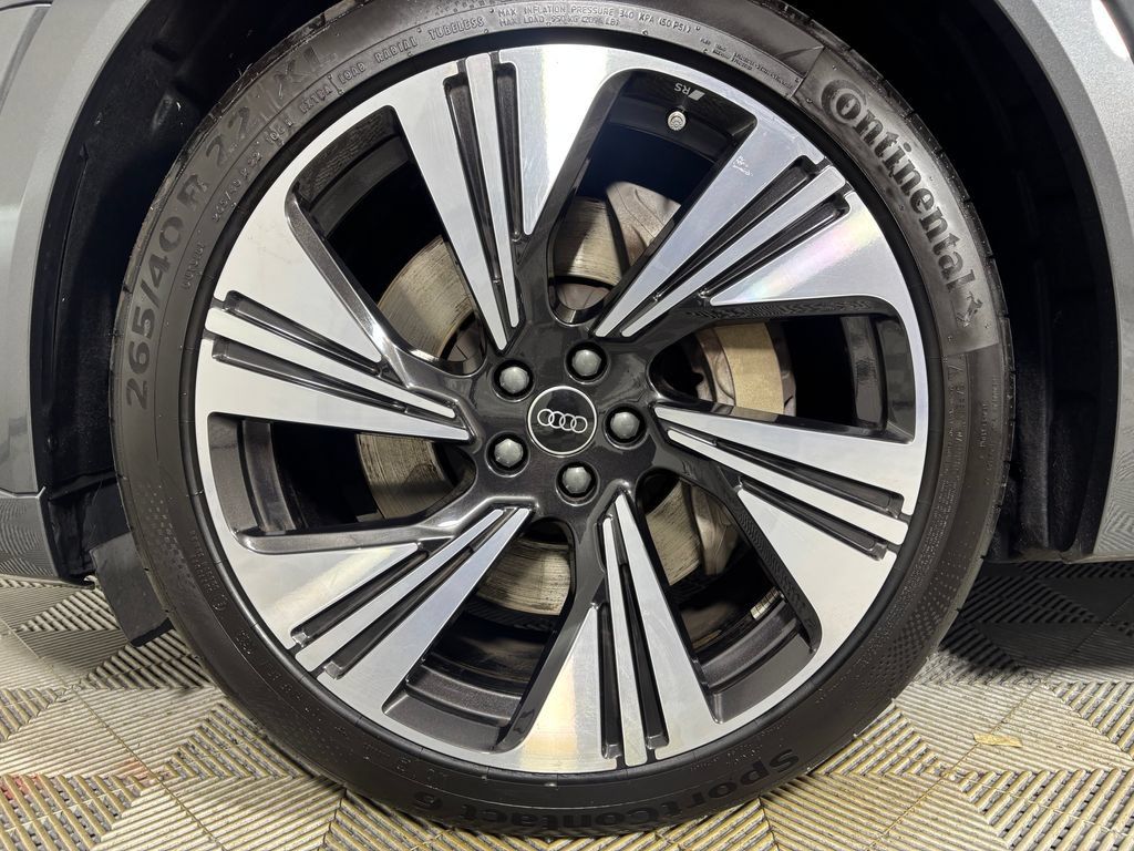 Used 2024 Audi Q8 e-tron Prestige w/ Prestige Package AWD/4WD image 26