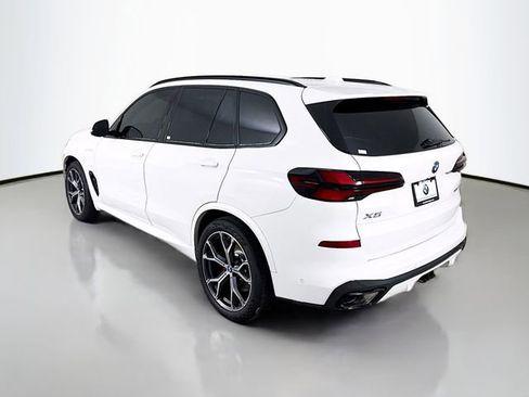 Used 2024 BMW X5 xDrive50e w/ M Sport Package image 5