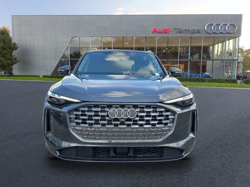 New 2025 Audi Q5 Prestige image 2