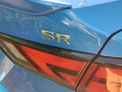 Certified 2022 Nissan Sentra SR w/ SR Premium Package FWD image 4