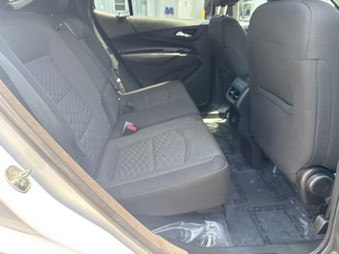 Used 2021 Chevrolet Equinox LT AWD/4WD image 14