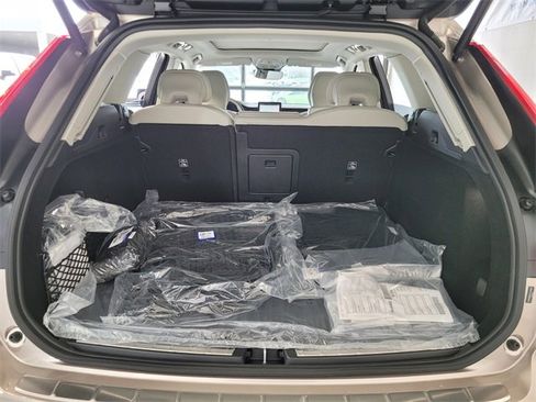 New 2026 Volvo XC60 T8 Ultra w/ Protection Package Premier image 13
