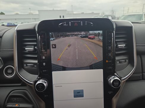 Used 2024 RAM 2500 Laramie w/ Safety Group image 15