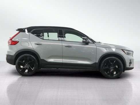 Used 2026 Volvo XC40 B5 Ultra w/ Protection Package Premier AWD/4WD image 6