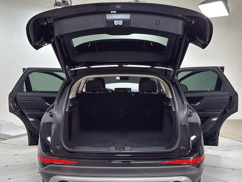 Used 2023 Lincoln Corsair Standard image 16