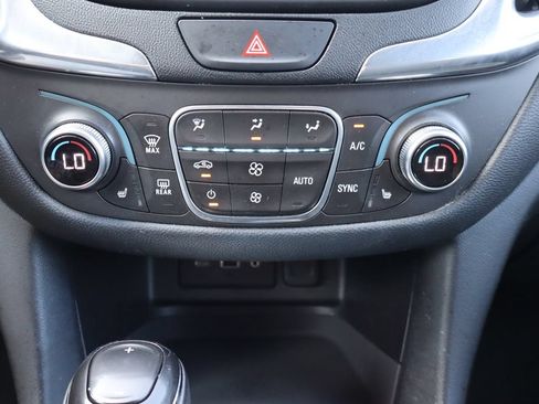 Used 2019 Chevrolet Equinox LT AWD/4WD image 13