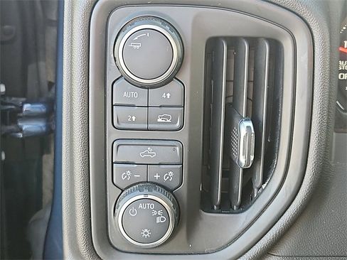 Certified 2022 Chevrolet Silverado 1500 Custom image 24