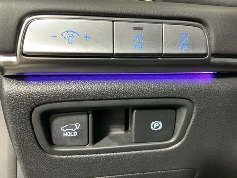 Used 2023 Genesis GV80 2.5T w/ Prestige Package image 21