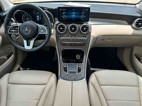 Used 2020 Mercedes-Benz GLC 300 image 11