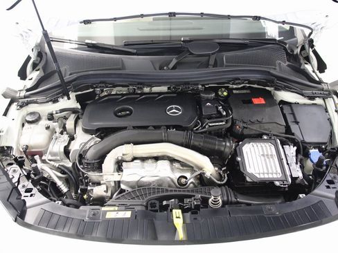 Certified 2025 Mercedes-Benz GLA 250 GLA 250 image 12