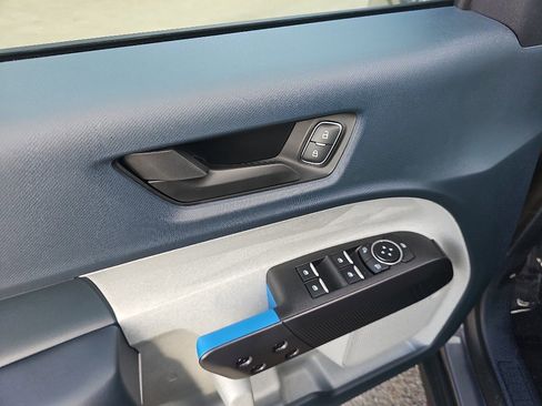 New 2026 Ford Maverick XLT image 10