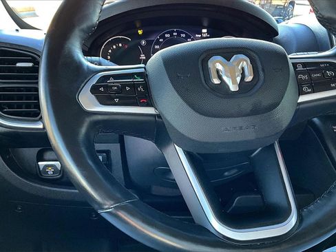 Used 2024 RAM ProMaster 3500 w/ Swivel Seat Group image 18